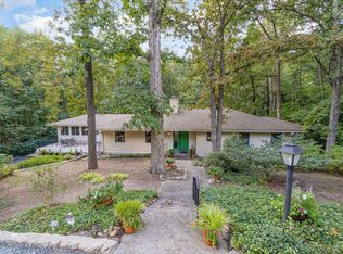 206 Hillcrest Cir, Chapel Hill, NC 27514