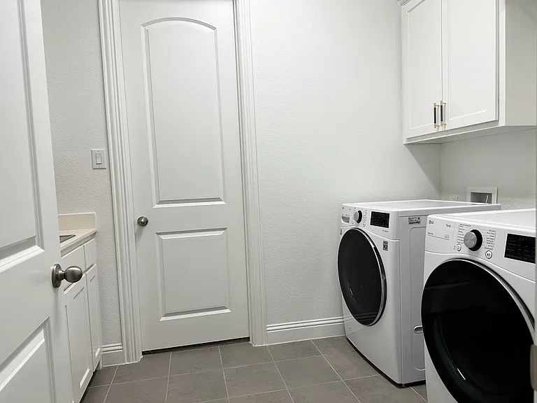 307 Waters Edge Dr — Photo 11