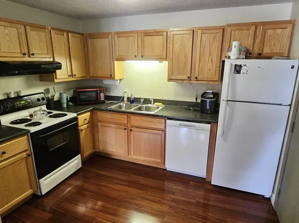 34 Dunbarton Road #3H, Manchester, NH 03102