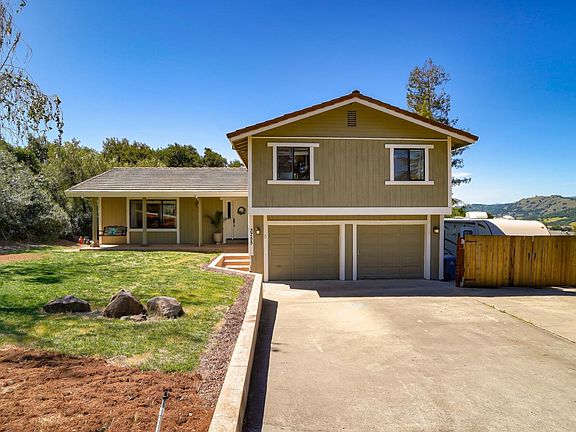 2nd image of 3755 Oak Canyon Ln