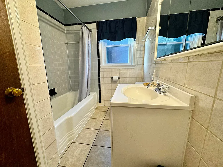 479 Stratford Dr — Photo 30