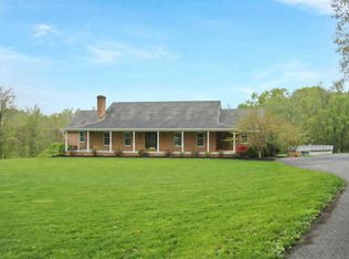 822 Ridge Rd, Carlisle, PA 17015