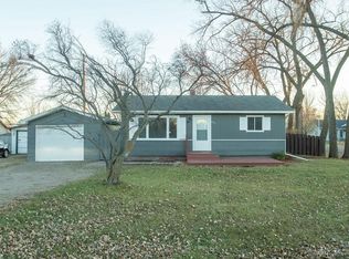 921 18th Ave N, Moorhead, MN 56560