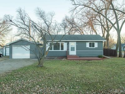921 18th Ave N, Moorhead, MN, 56560