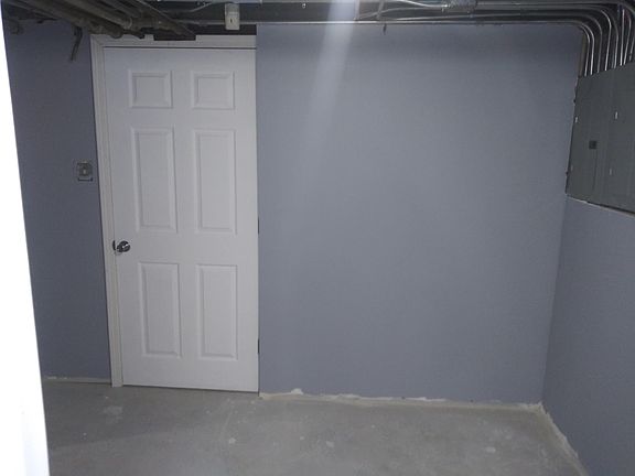 4th image of 1500 N Long Ave #Basement