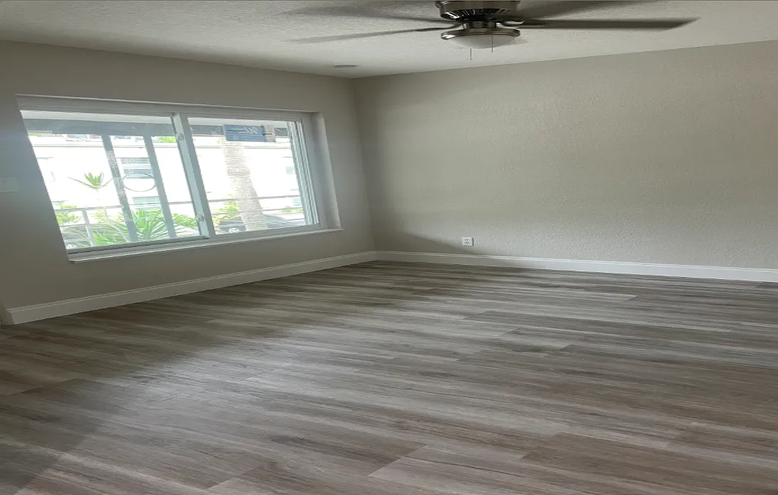 Riverbreeze Apartments — Photo 3