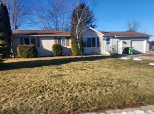 465 Hollander St, Markesan, WI 53946