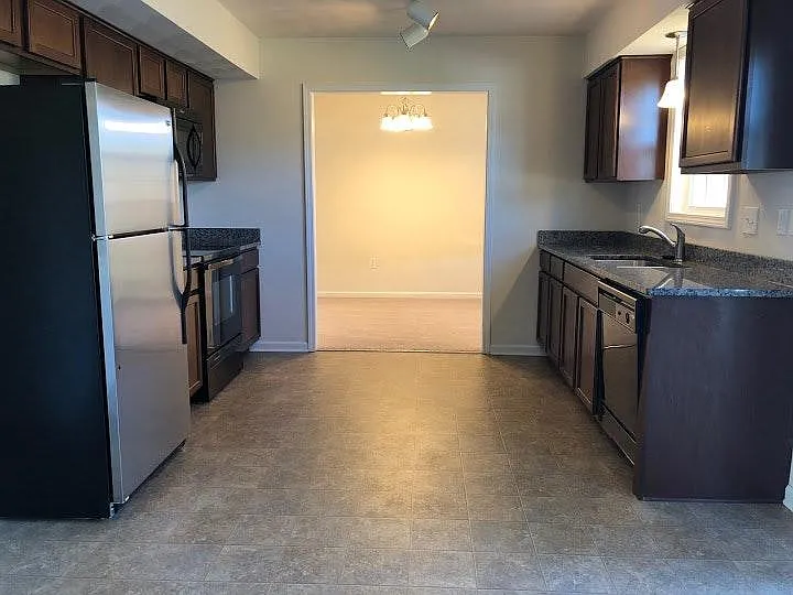 640 Old Fort Rd — Photo 8