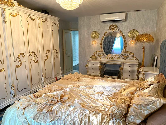 Sold by Korr Realty | media 9