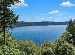 1464 W Lake Sammamish Parkway, Bellevue, WA 98008