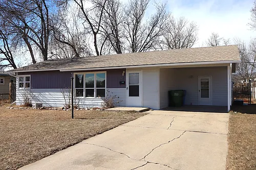 821 Skyline Dr Photo 1