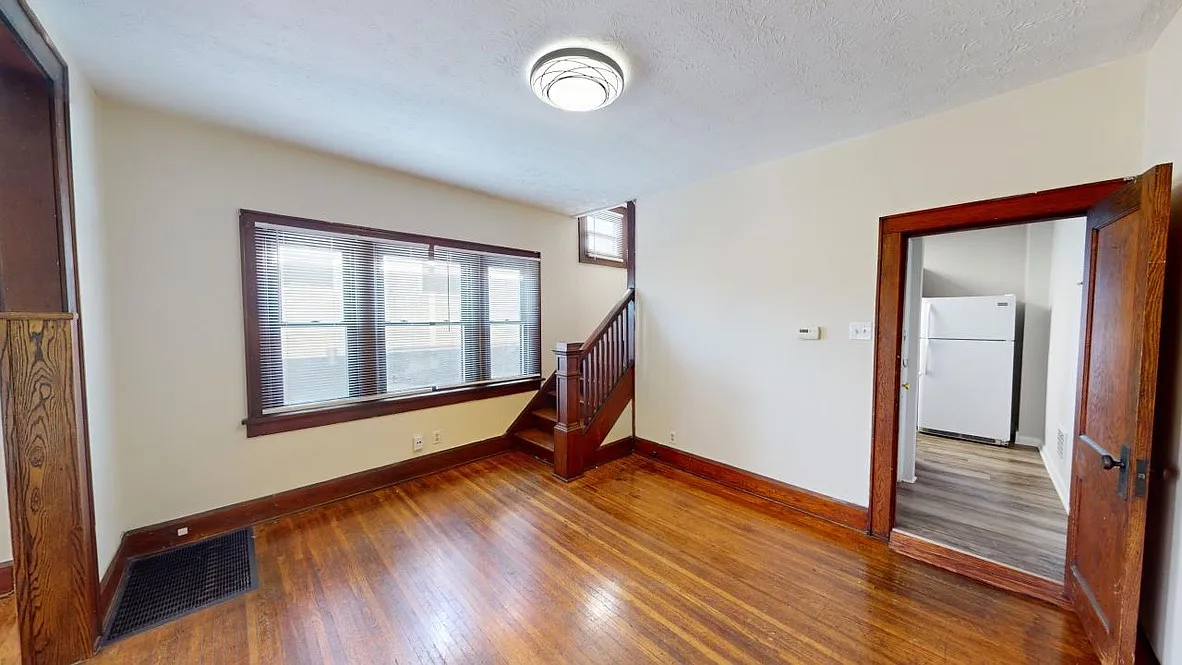 3 bed, $1,770 — Photo 3