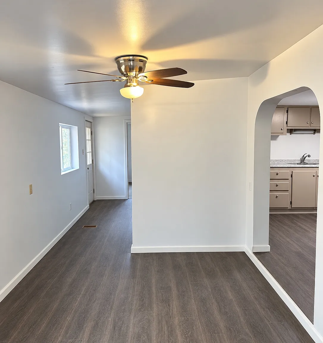 3 bed, 1.5 bath, $1,350 — Photo 1