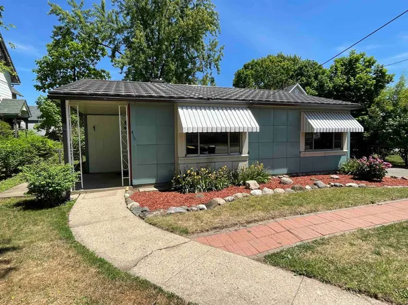 415 N State St, Belvidere, IL 61008