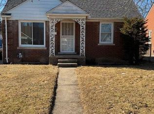 12749 Riad St, Grosse Pointe, MI 48224