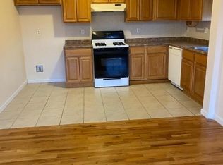 654-656 N 9th St, Newark, NJ 07107