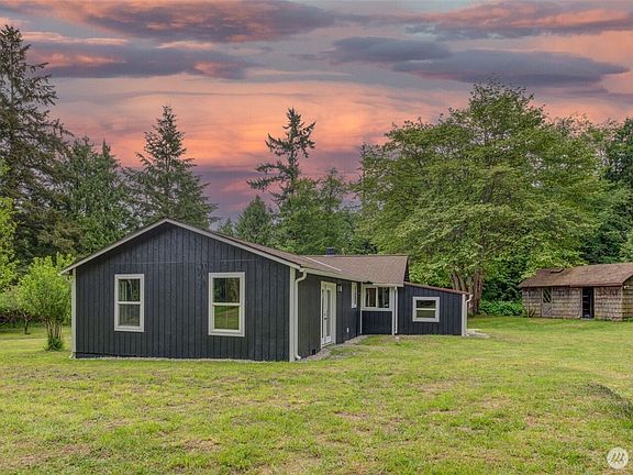 2nd image of 2748 El Camano Street
