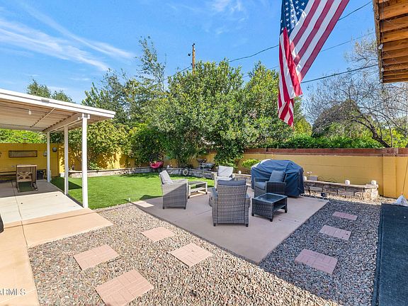 3rd image of 4609 N MILLER Road