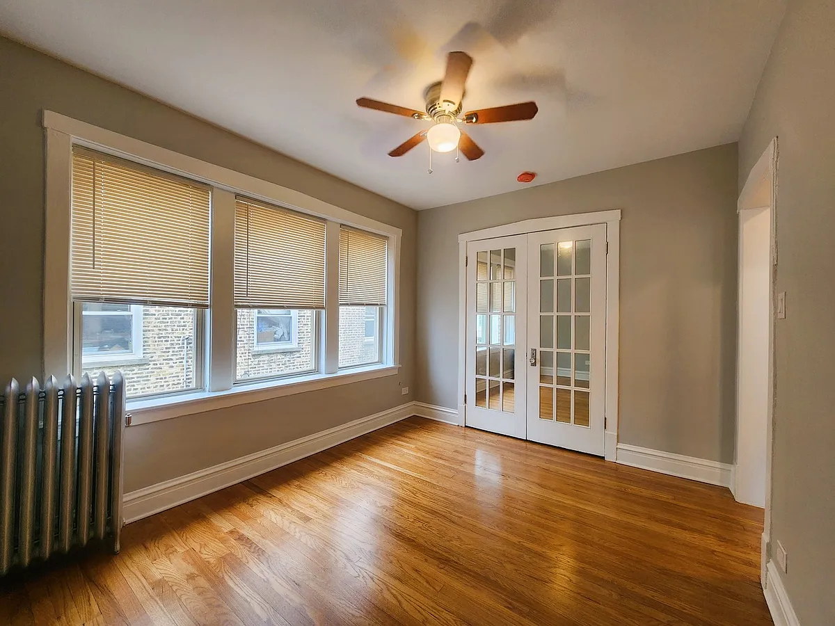 Building Photo - 4829 N Springfield Ave #2B