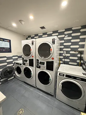 Rented by ERNY LLC | media 39