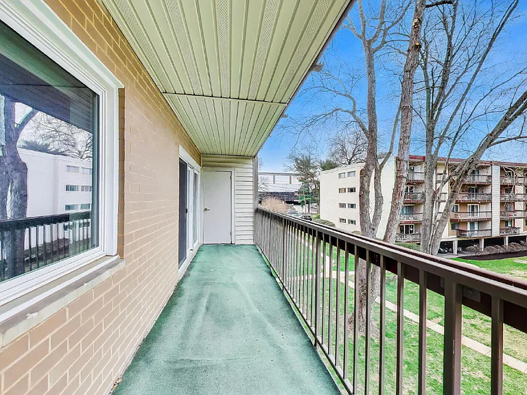 7420 Lakeview Dr #W205 — Photo 26