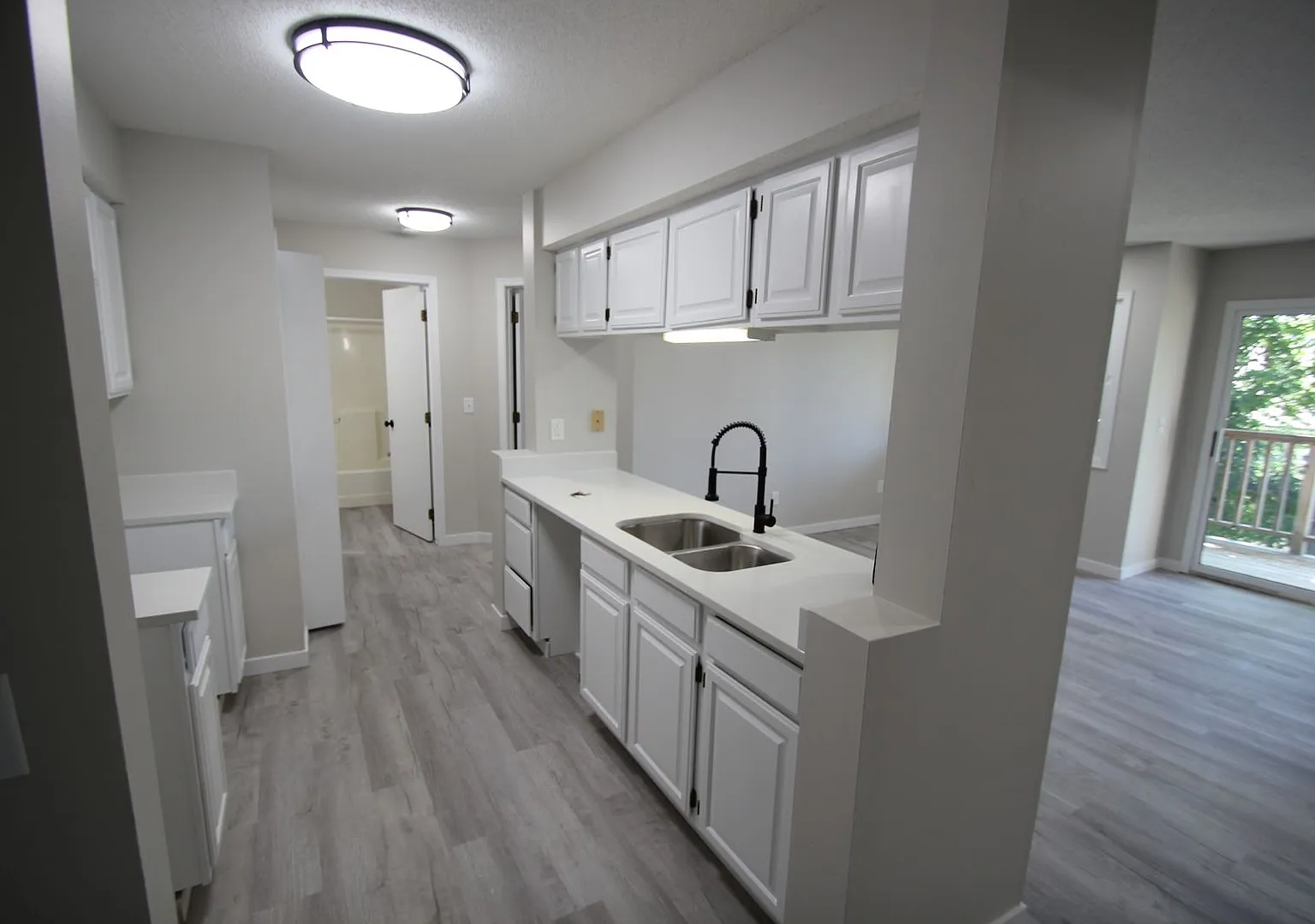 36 Plex - Village Green Apartments — Photo 1