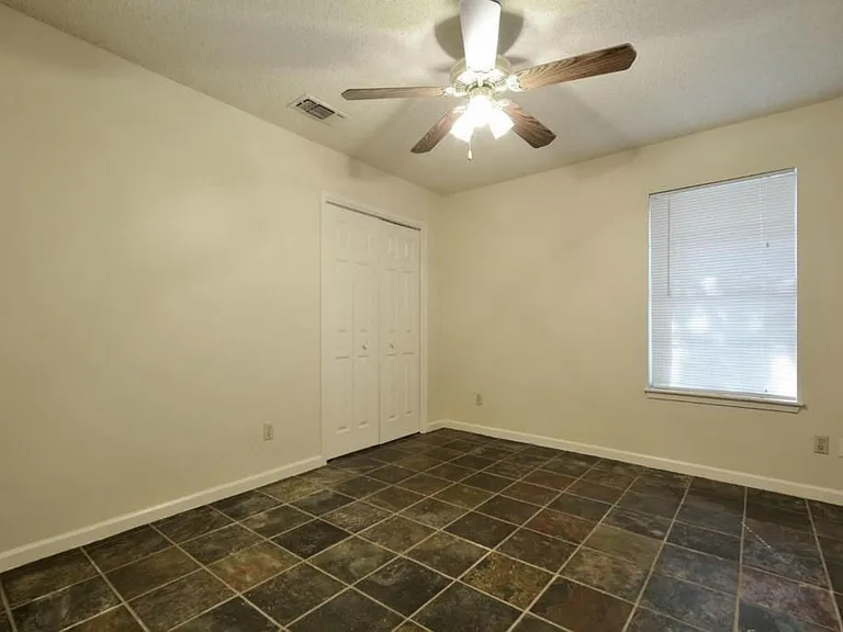 9410 E Meadow Vale — Photo 20