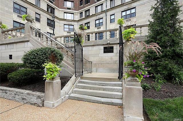 1st image of 410 N Newstead Ave APT 14E