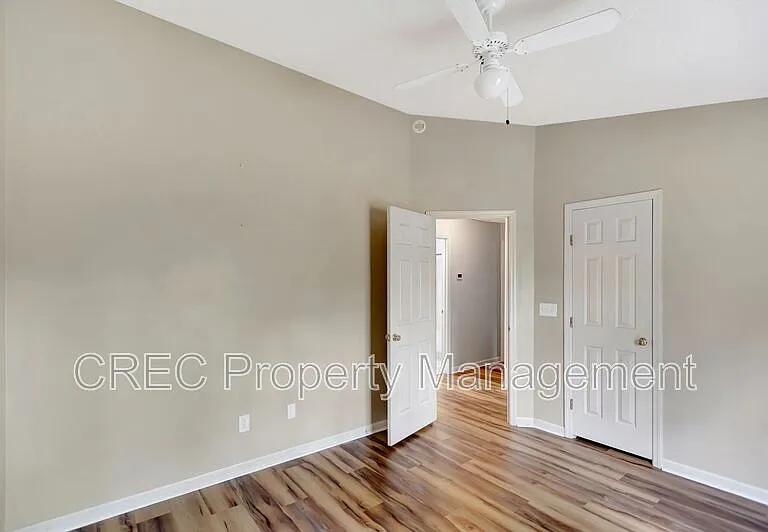 207 Lynton Ct — Photo 20