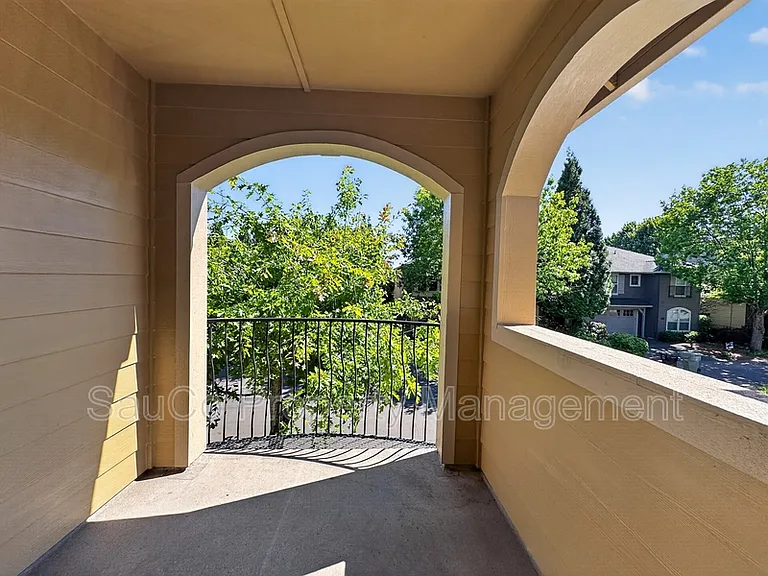 21109 NW Galice Ln — Photo 17