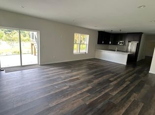 825 Constellation Dr, Great Falls, VA 22066