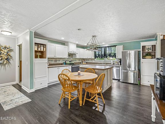 4th image of 1153 Little Dogwood Rd