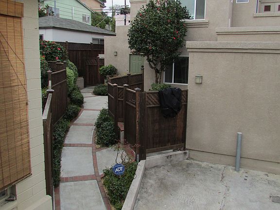 Front Walkway to front yard and door