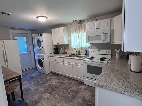 14 Ainsworth Ln, Richmond, VA 23223