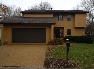 16 Sarah, Springfield, IL 62703
