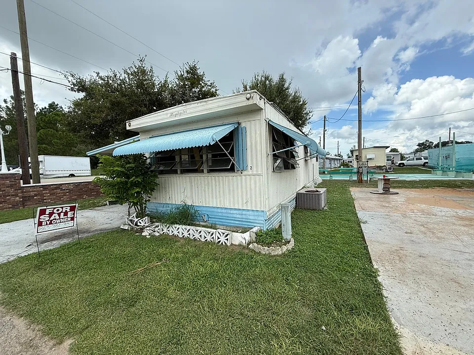 2900 State Highway 17 St N #2