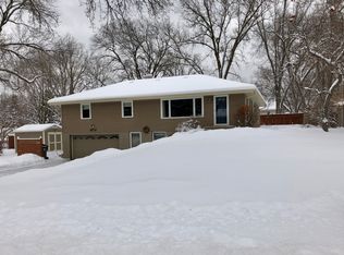 15710 S Eden Dr, Eden Prairie, MN 55346