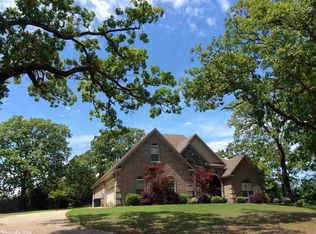 8 Kierre Rd, North Little Rock, AR 72118