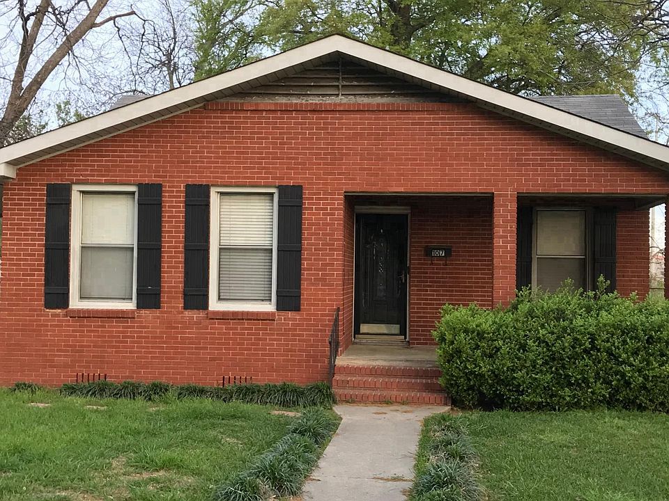 107 Loop Street.