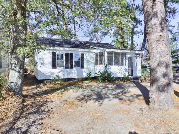 1105 Merriman Rd., Georgetown, SC 29440