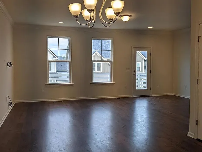 1038 Diamond Dove Ln — Photo 17