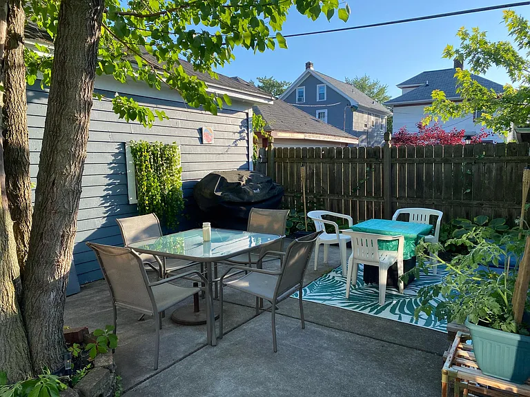 96 Virgil Ave #2 — Photo 33