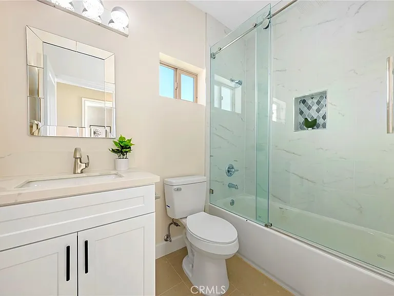 67 S Craig Ave #2 — Photo 24