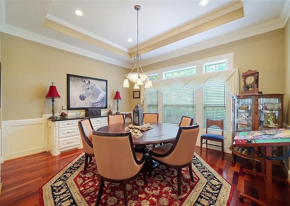 1st image of 2611 Sandy Point Dr