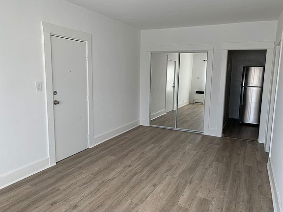 2nd image of 729 Marine Ave #1X1-1650.0