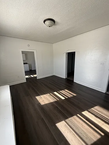 923 Payne Ave #2 Photo 1