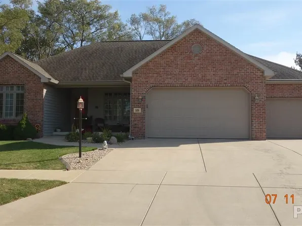 329 N Phil Gould Dr, Hanna City, IL 61536