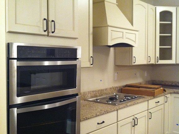 4th image of 16165 Stineburg Dr