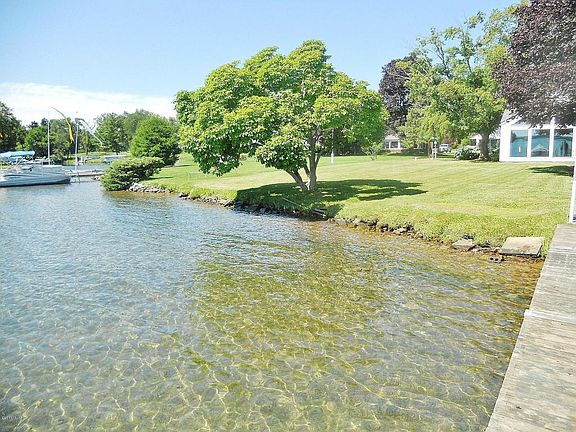 5th image of 9856 W Gull Lake Dr