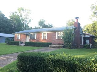 112 Earline St, Bruce, MS 38915